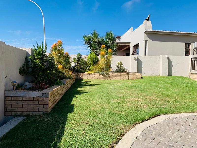 3 Bedroom Property for Sale in Wavecrest Eastern Cape